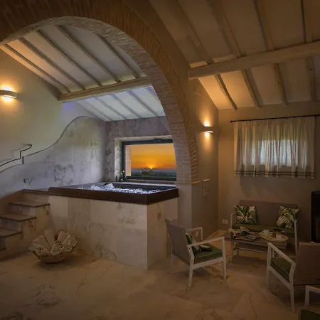 Villa I Cipressini privata lusso piscina riscaldata spa palestra Toscana-2